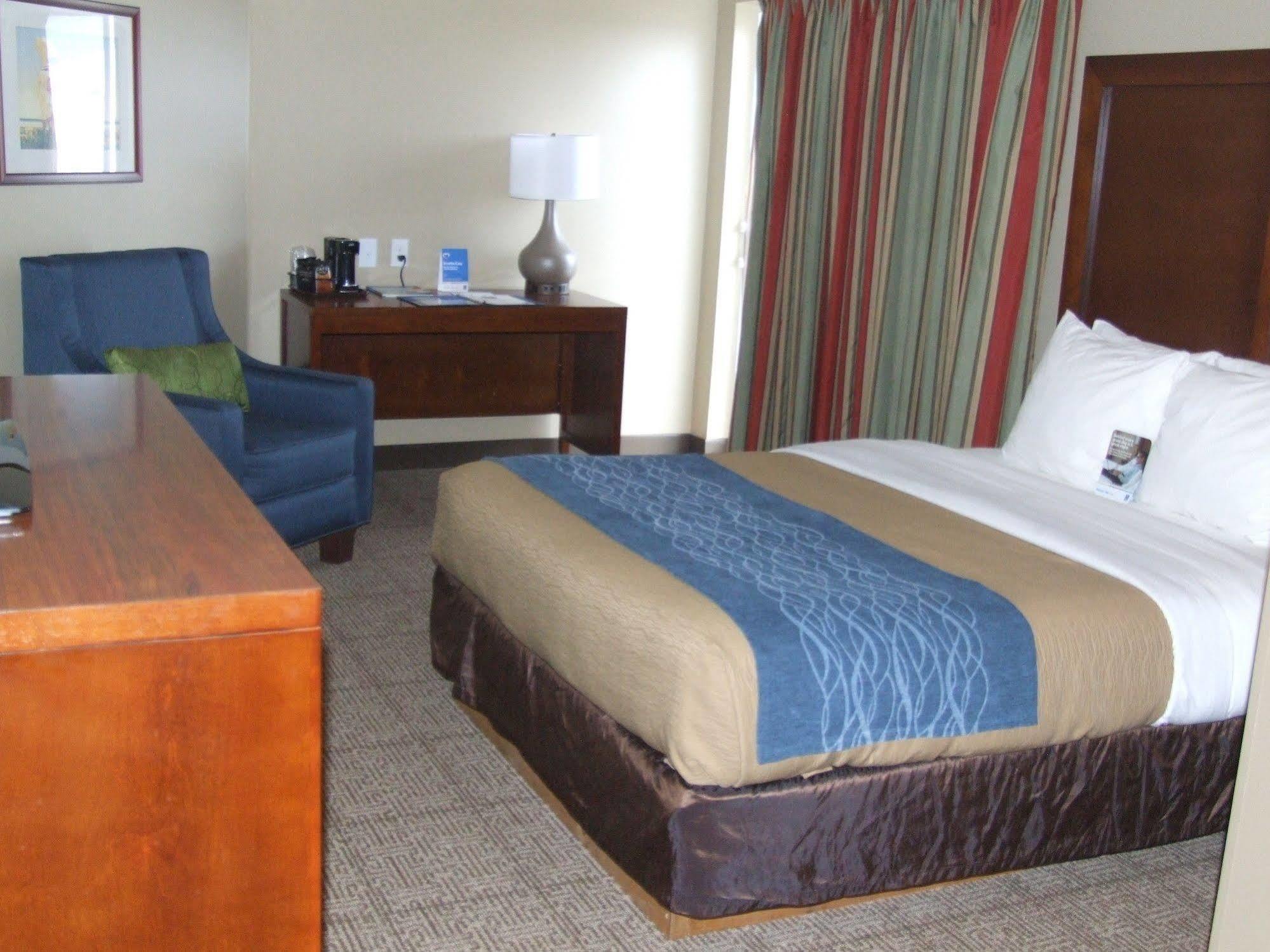 Comfort Inn & Suites Ocean Shores Kültér fotó
